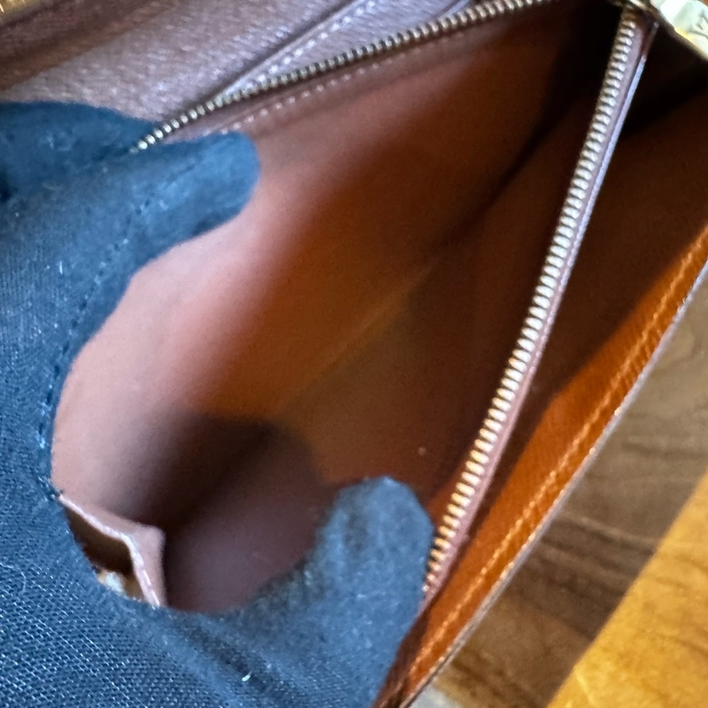 Beautiful vintage Louis Vuitton 2008 Sarah wallet converted - Picture 12 of 16